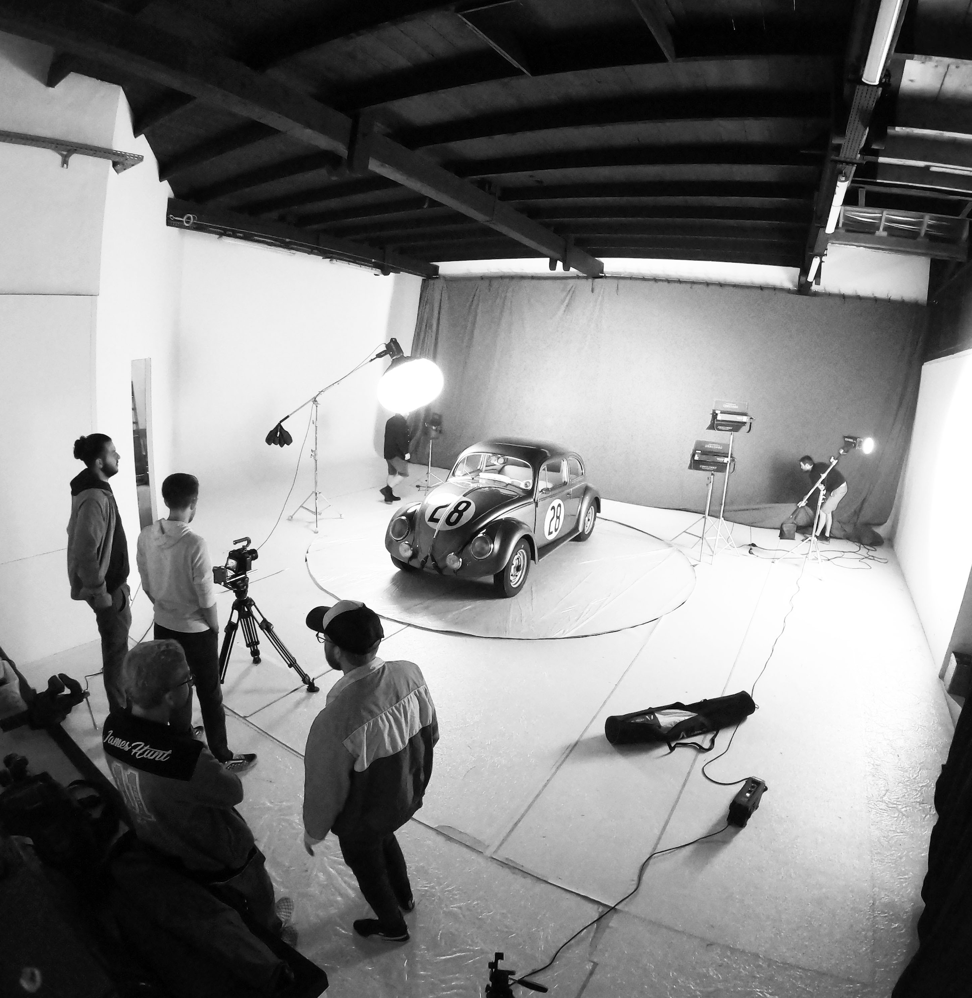 le cyclorama avec une voiture coccinelle 